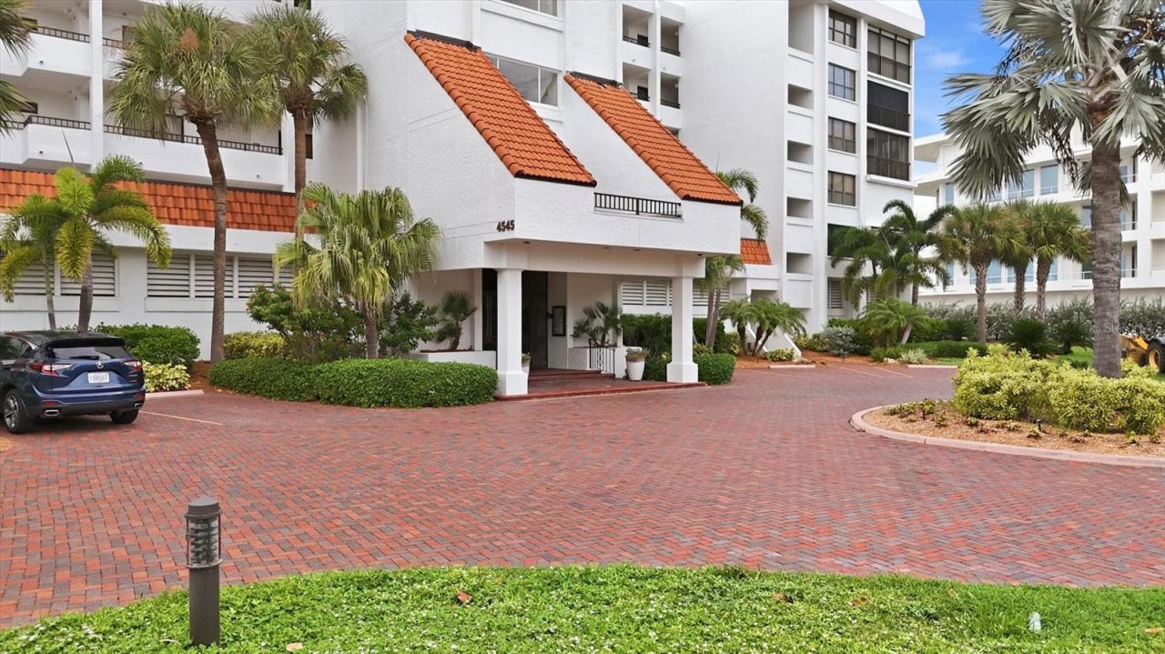 4545 Gulf Of Mexico Drive, Unit 311, Longboat Key, FL 34228 Photo