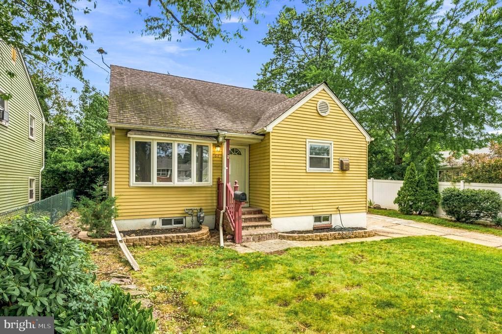 68 Evergreen Avenue, Bellmawr, NJ 08031 Main Photo