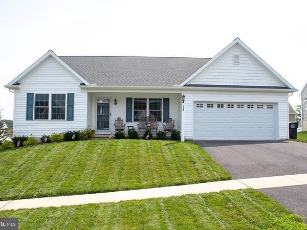 110 CREEKSIDE DRIVE, NEW PROVIDENCE, PA 17560