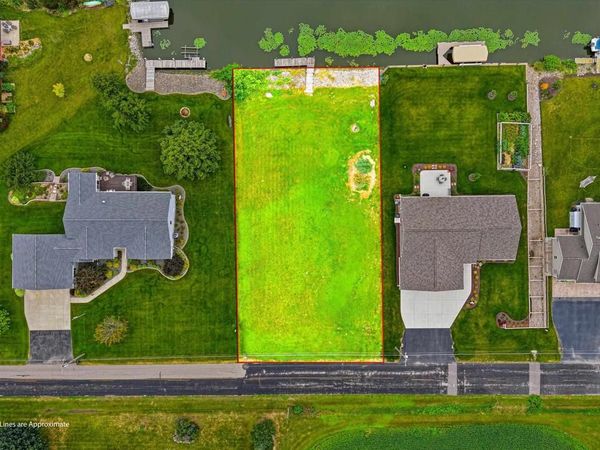 5280 CHANNEL VIEW DRIVE, Oshkosh, WI 54901