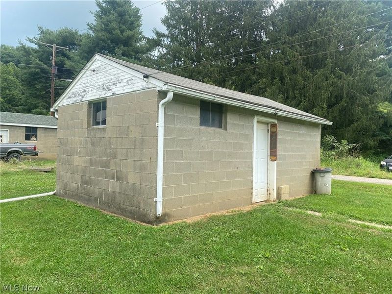 64 Township Rd 1098, Dillonvale, OH 43917 Photo 5