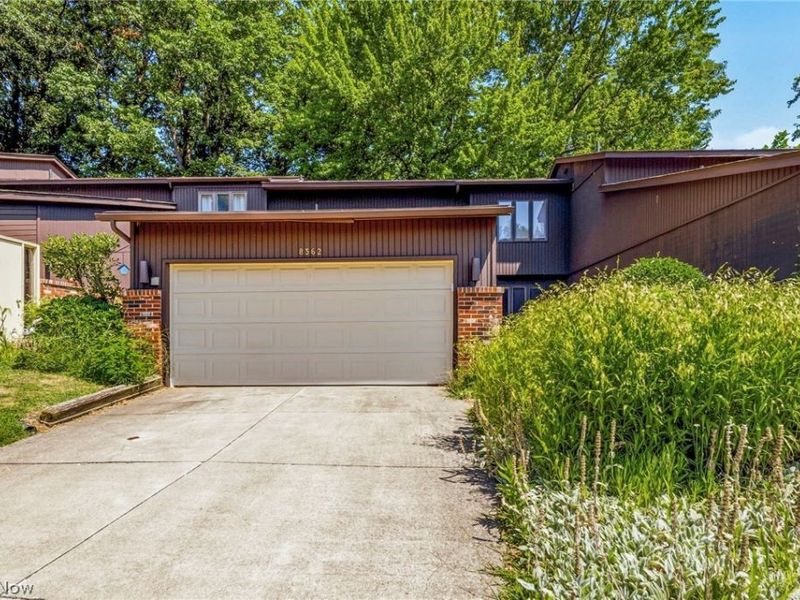 8362 Villa Marina Court, Mentor, OH 44060 Photo 1