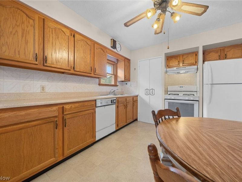 5701 Wichita Avenue, Cleveland, OH 44144 Photo 14