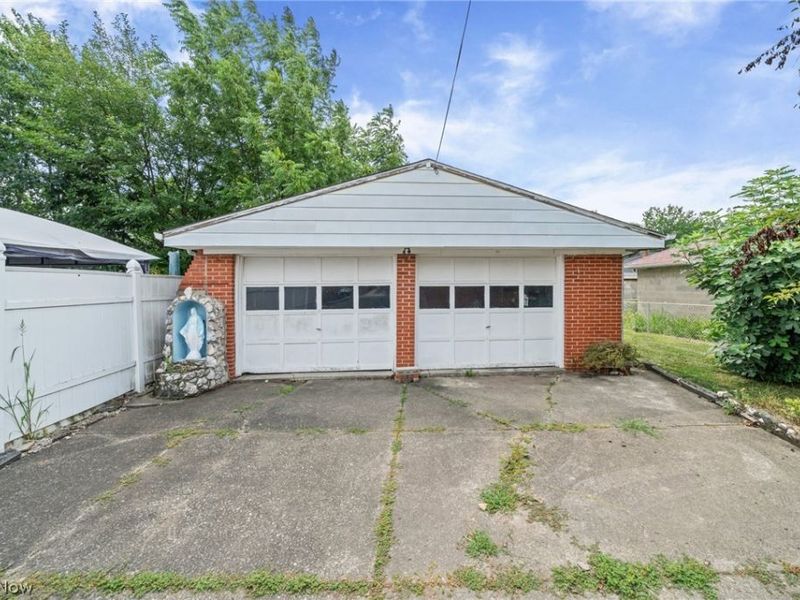 5701 Wichita Avenue, Cleveland, OH 44144 Photo 32