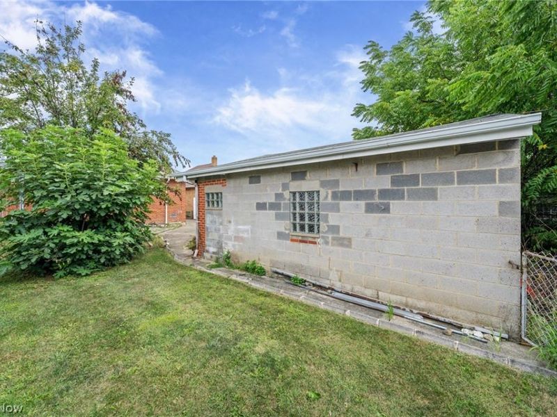 5701 Wichita Avenue, Cleveland, OH 44144 Photo 33