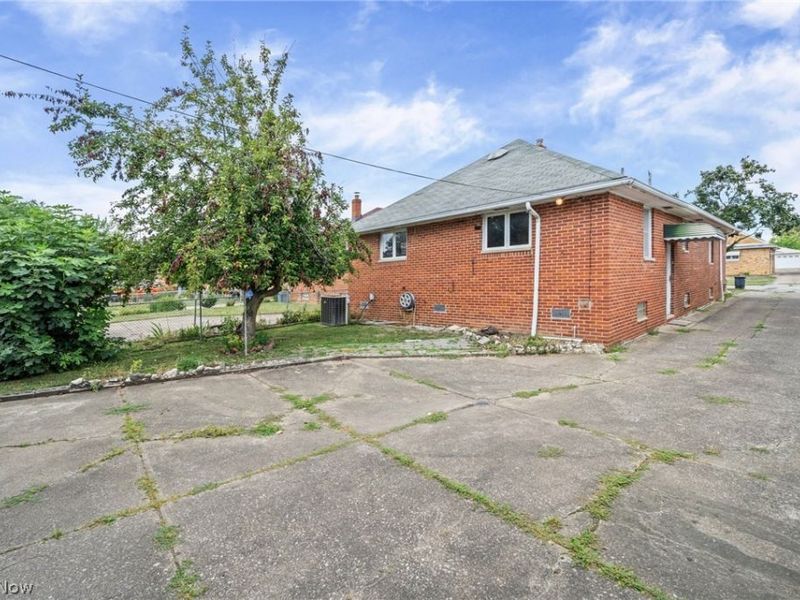 5701 Wichita Avenue, Cleveland, OH 44144 Photo 34