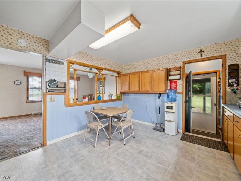 6990 Edison Street NE, Hartville, OH 44632 Photo 13
