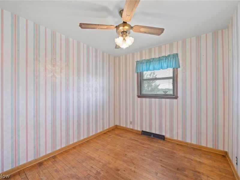 6990 Edison Street NE, Hartville, OH 44632 Photo 18