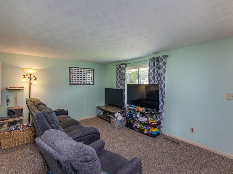 7119 Kismet Place, Dayton, OH 45424 Photo 9