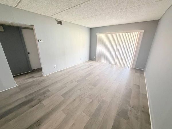 1501 CRESCENT Circle, Unit C19, Lake Park, FL 33403