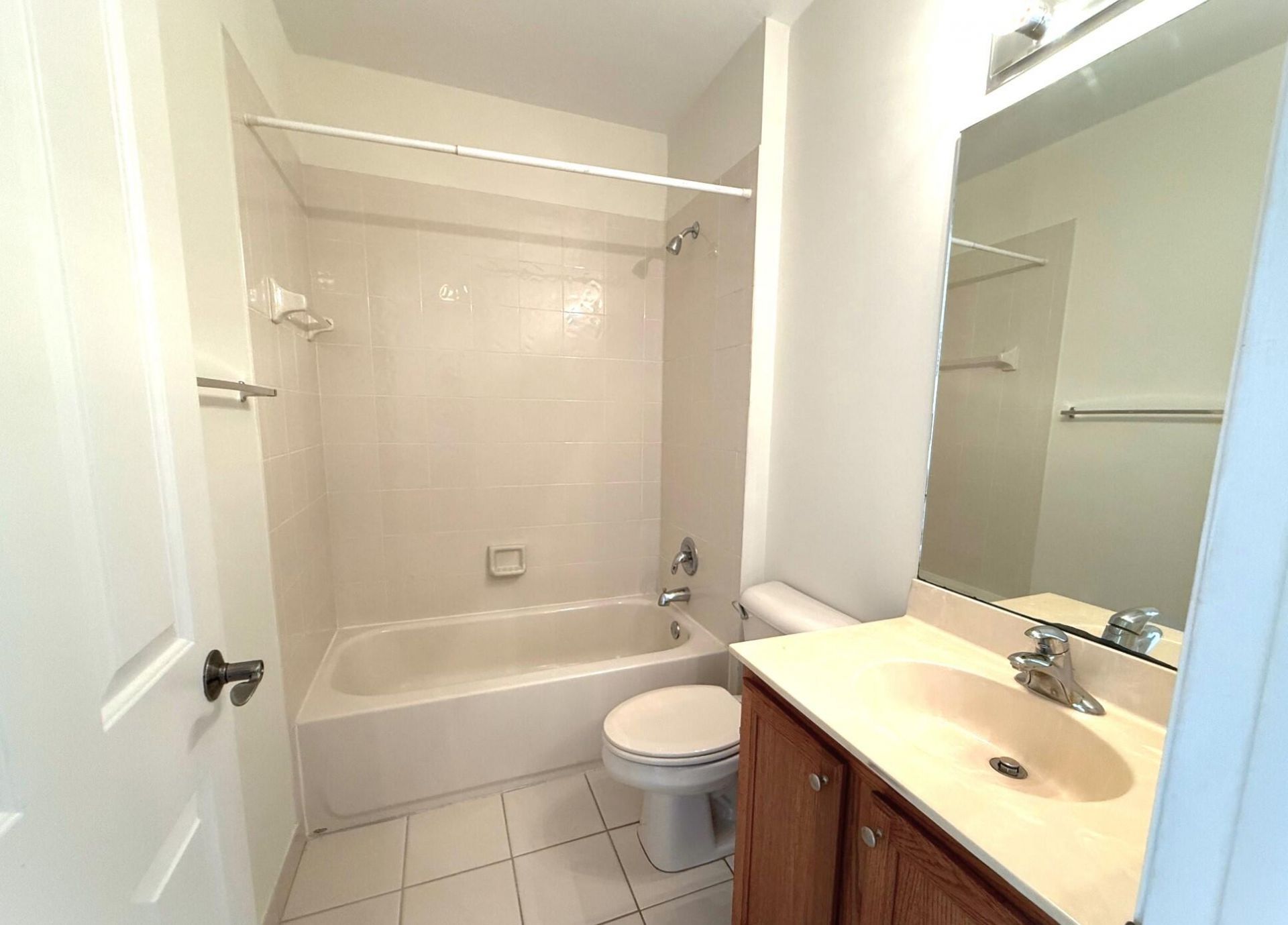 960 Millbrae Court, Unit 4, West Palm Beach, FL 33401 Photo