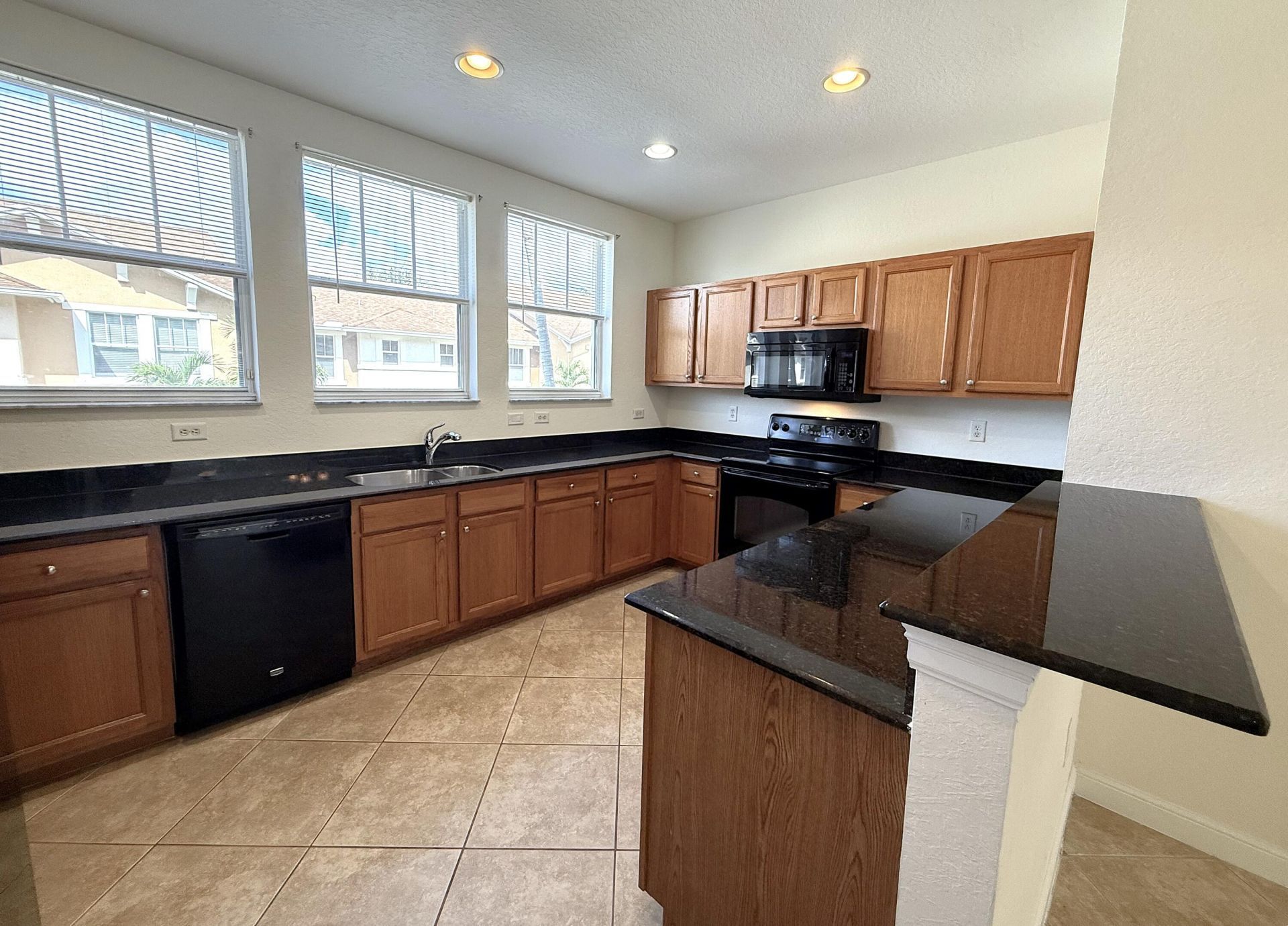 960 Millbrae Court, Unit 4, West Palm Beach, FL 33401 Photo