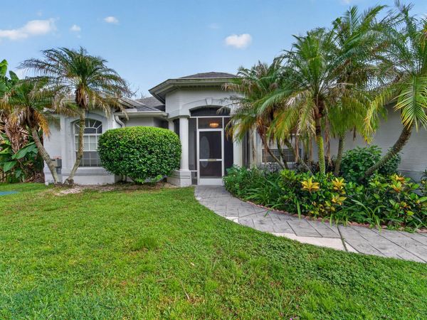 5341 NW ALAM Circle, Port St. Lucie, FL 34986