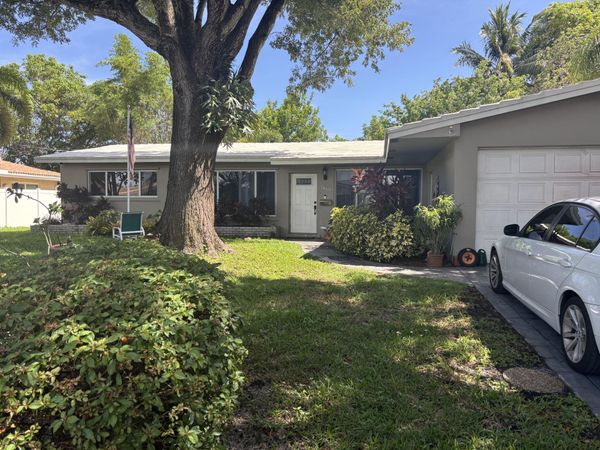 1460 NE 56TH Court, Fort Lauderdale, FL 33334
