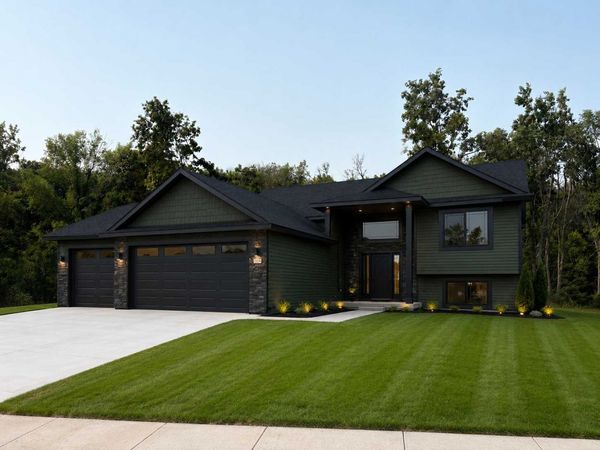 3764 18th Street SE, Rochester, MN 55904