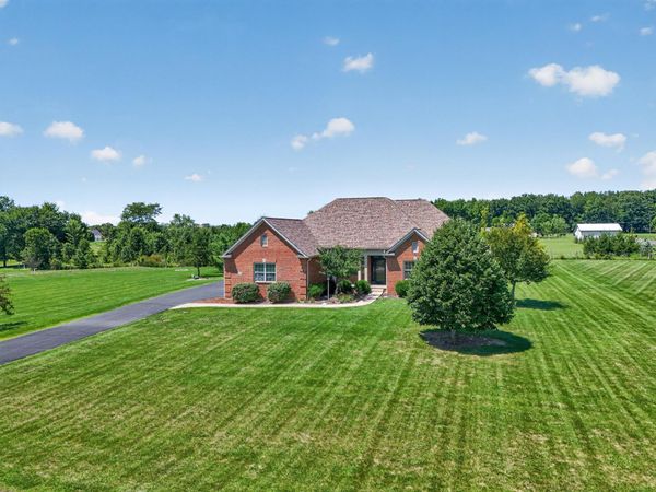 9480 Ward Road , Plain City, OH 43064