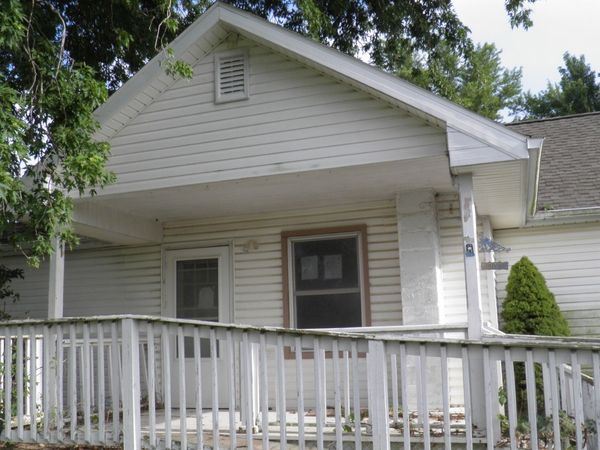 2399 105th Street , Aledo, IL 61231