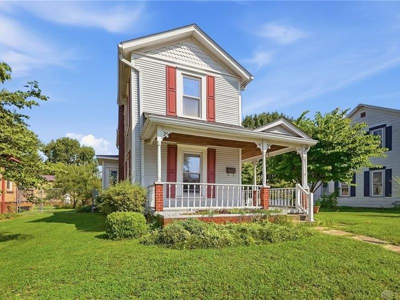121 E Main Street, West Carrollton, OH 45449 Photo 3