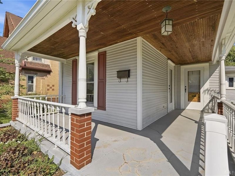 121 E Main Street, West Carrollton, OH 45449 Photo 4