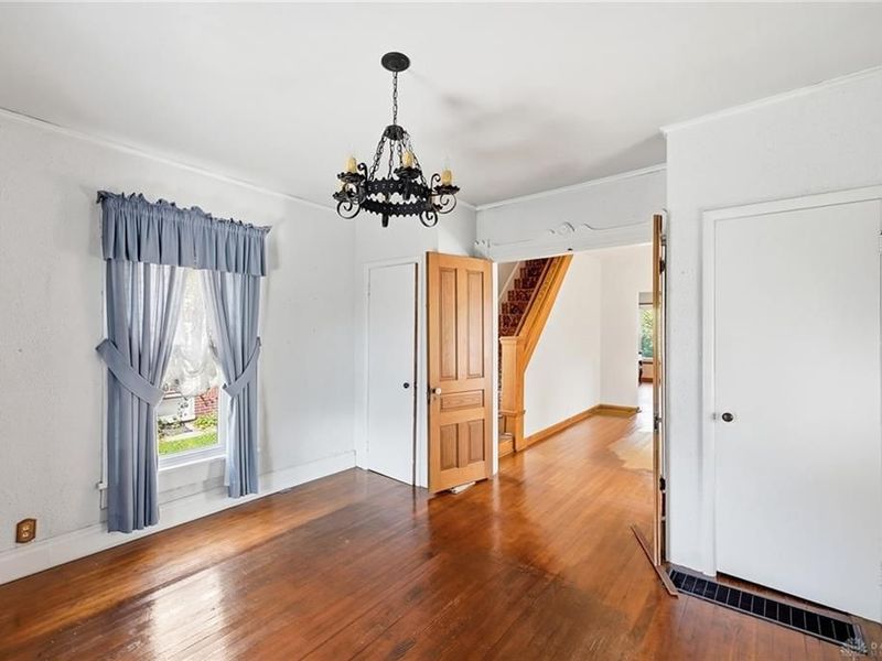 121 E Main Street, West Carrollton, OH 45449 Photo 8