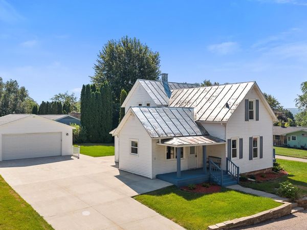 401 15th Street, Unit 1708, Baraboo, WI 53913