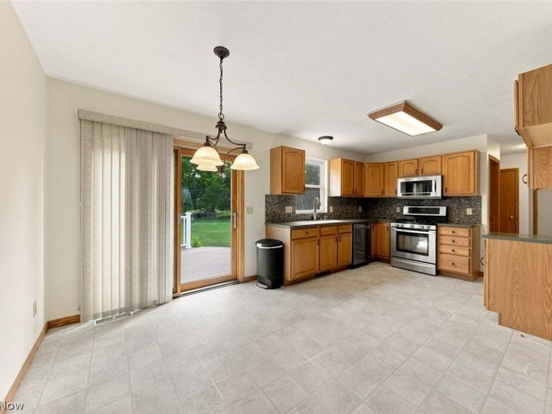 4104 Western Reserve Drive , Brunswick, OH 44212 Photo 10