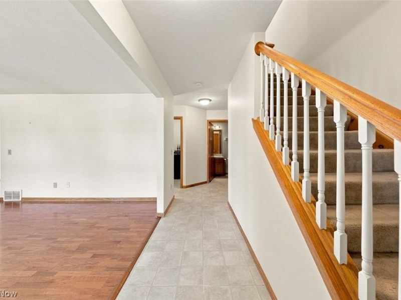 4104 Western Reserve Drive , Brunswick, OH 44212 Photo 4