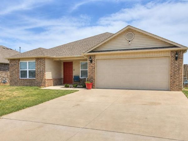 452 Fox Den Drive, Newcastle, OK 73065
