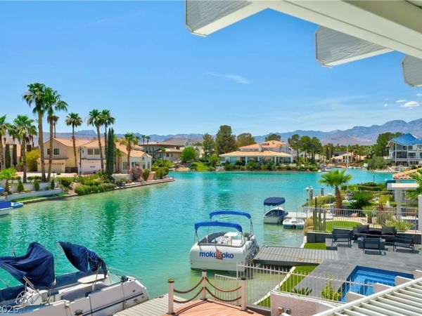 3033 Misty Harbour Drive, Las Vegas, NV 89117
