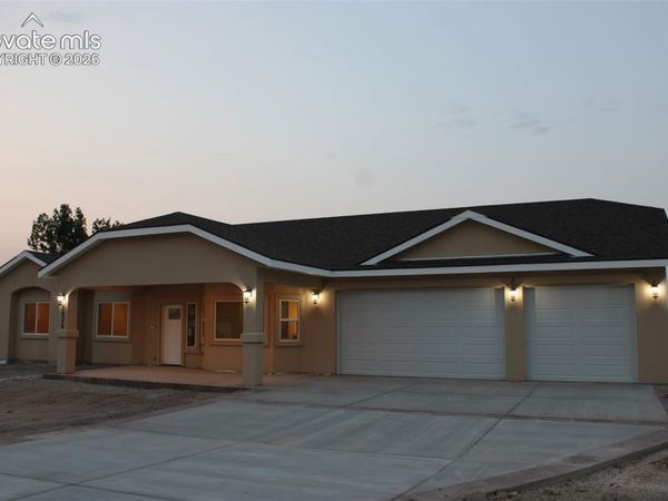 1626 W Alvarado Drive, Pueblo, CO 81007