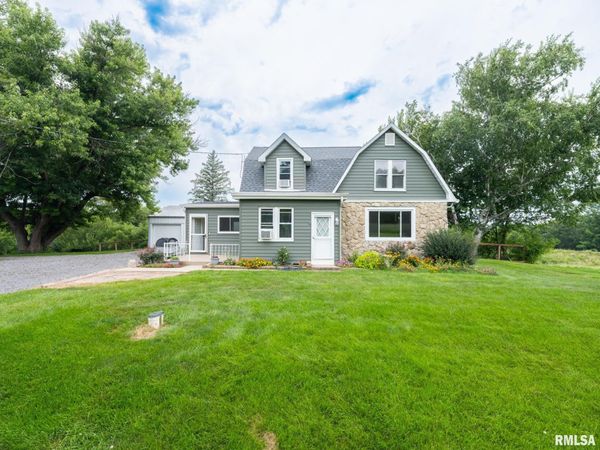 9713 W RIEKENA Road, Mapleton, IL 61547