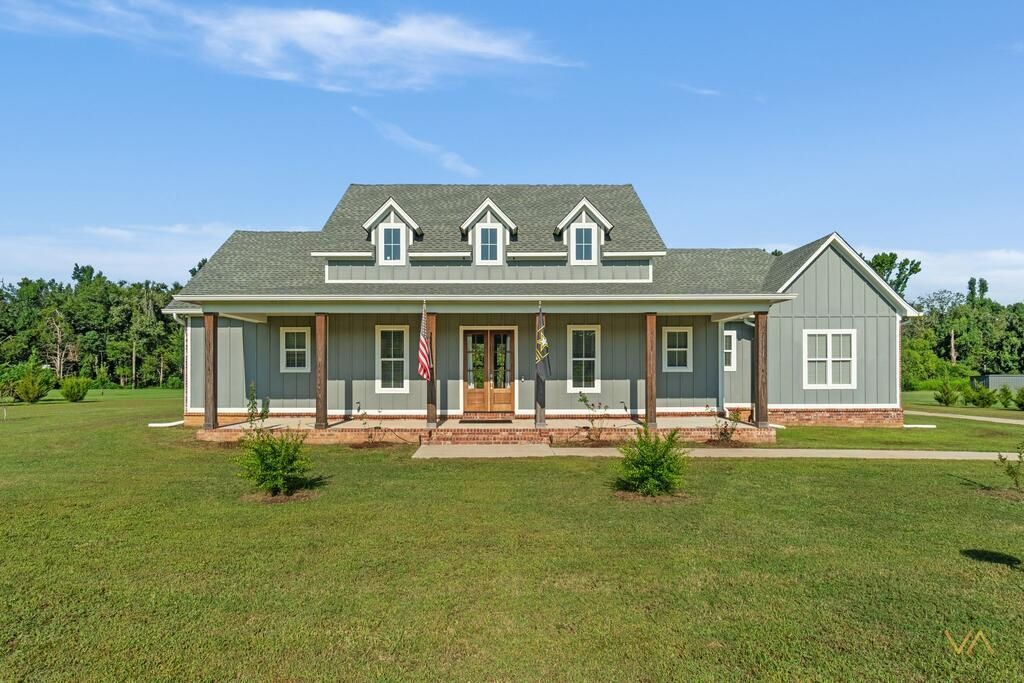 591 Cr 215, Abbeville, MS 38601 Main Photo
