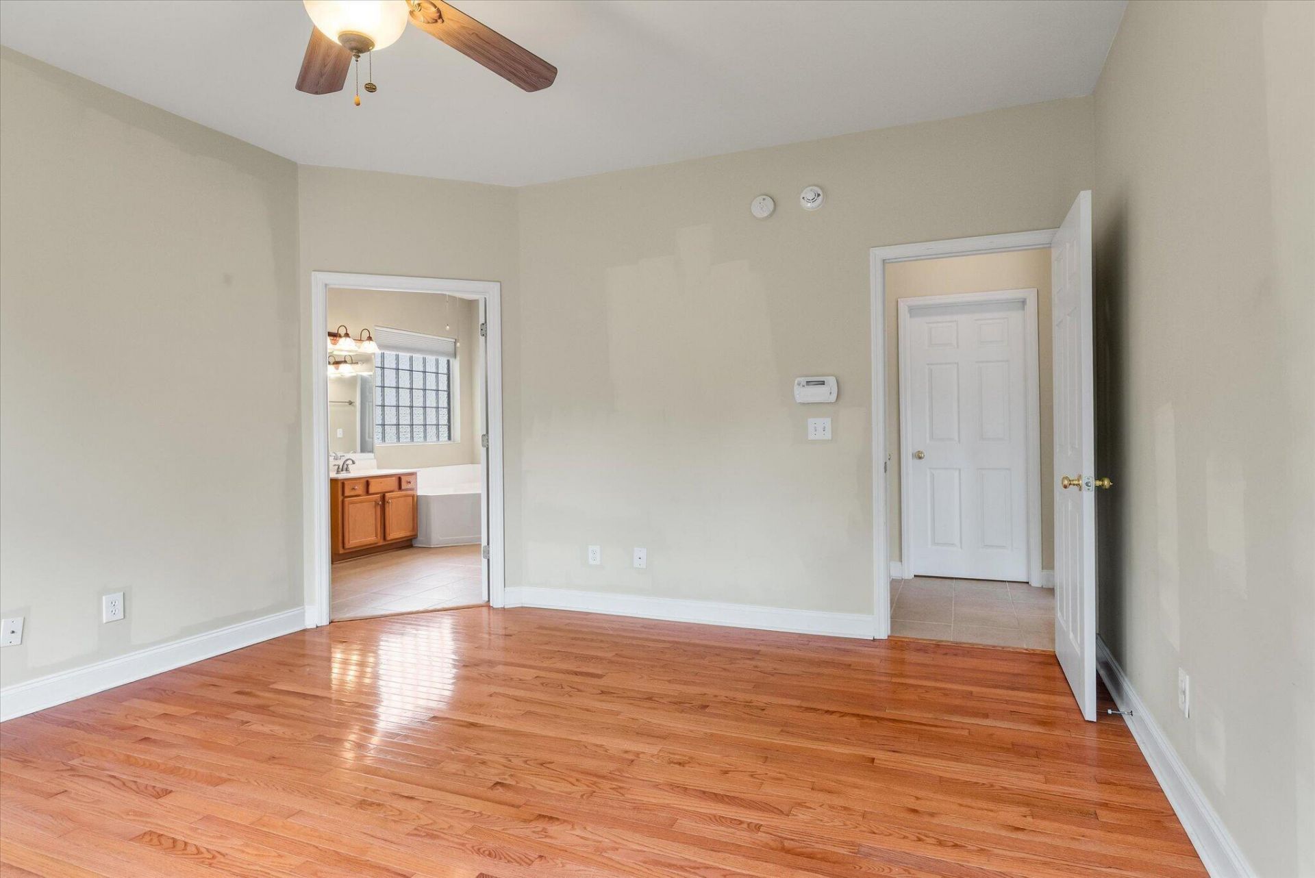 8316 Tyrian Path Photo 20