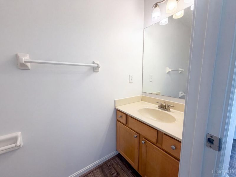 7235 Northgate Drive, Maineville, OH 45039 Photo 14
