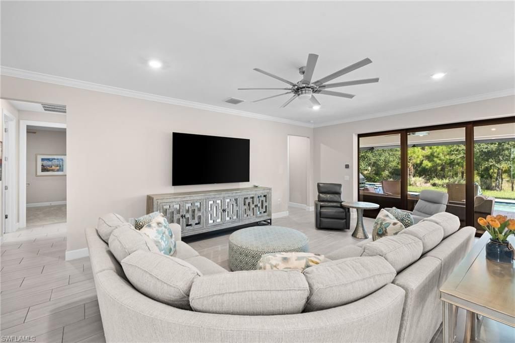 6907 Cocoplum St, Naples, FL 34114 Photo
