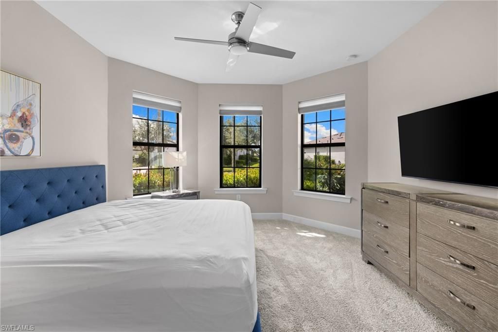 6907 Cocoplum St, Naples, FL 34114 Photo