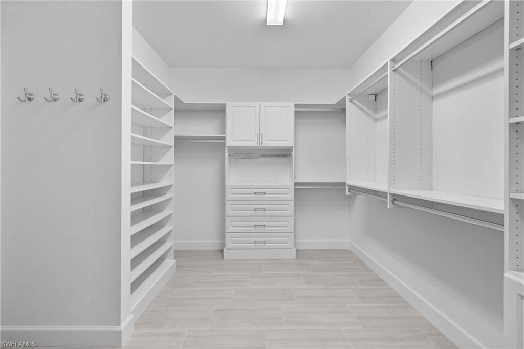6907 Cocoplum St, Naples, FL 34114 Photo