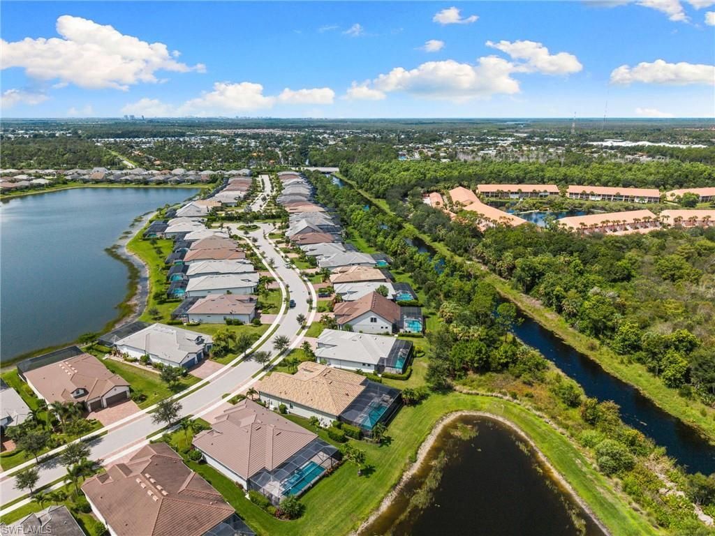 6907 Cocoplum St, Naples, FL 34114 Photo