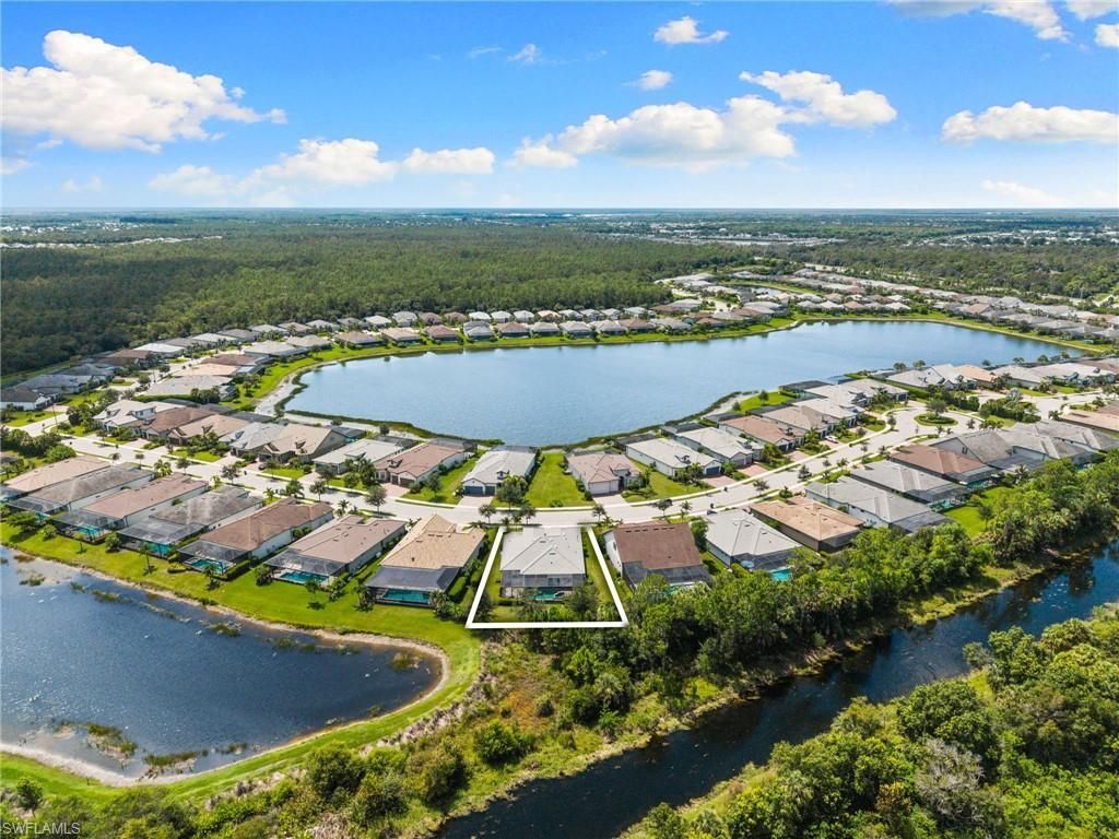 6907 Cocoplum St, Naples, FL 34114 Photo