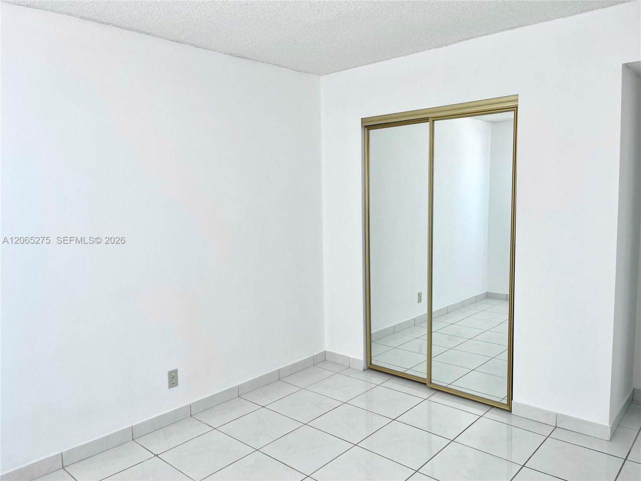 2145 Pierce St , Unit 421, Hollywood, FL 33020 Photo