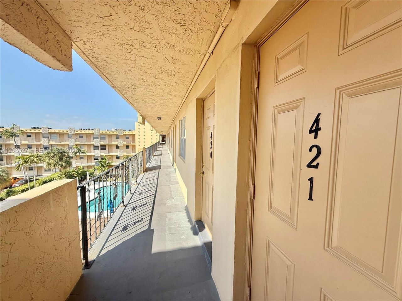 2145 Pierce St , Unit 421, Hollywood, FL 33020 Photo