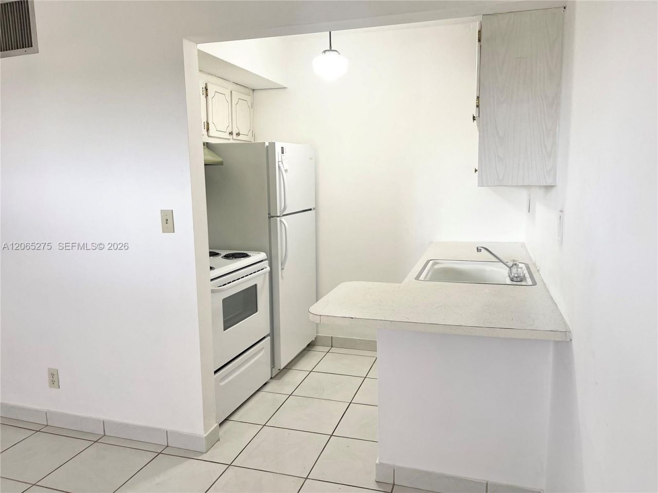 2145 Pierce St , Unit 421, Hollywood, FL 33020 Photo
