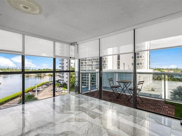 20505 E Country Club Dr , Unit 533, Aventura, FL 33180