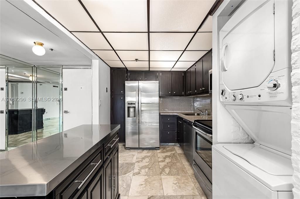 20505 E Country Club Dr, Unit 533, Aventura, FL 33180 Photo