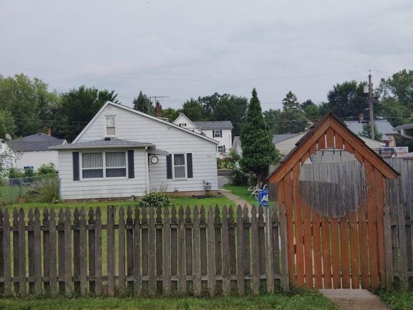 1744 York Avenue, Saint Paul, MN 55106
