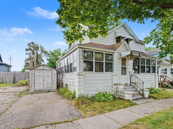711 Millard Court, Kalamazoo, MI 49001