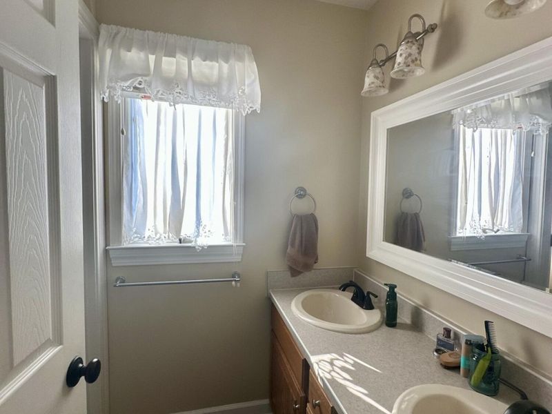 1614 Springfield Avenue, Wapakoneta, OH 45895 Photo 18