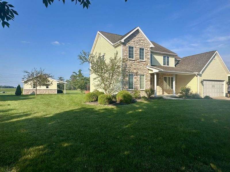 1614 Springfield Avenue, Wapakoneta, OH 45895 Photo 2