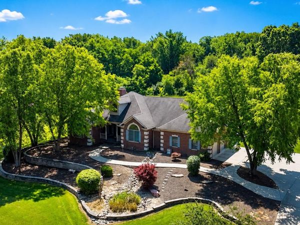 8855 E 93rd Avenue , Crown Point, IN 46307