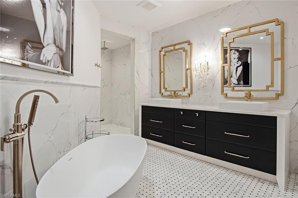 705 10th St S, Unit 202, Naples, FL 34102 Photo